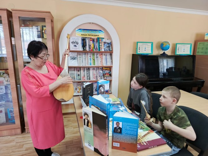 Қасиетті домбыра