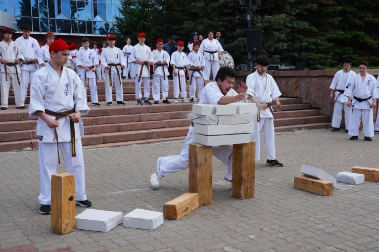 Насилию — НЕТ, веселью — ДА!