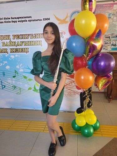 Музыка  за воротами