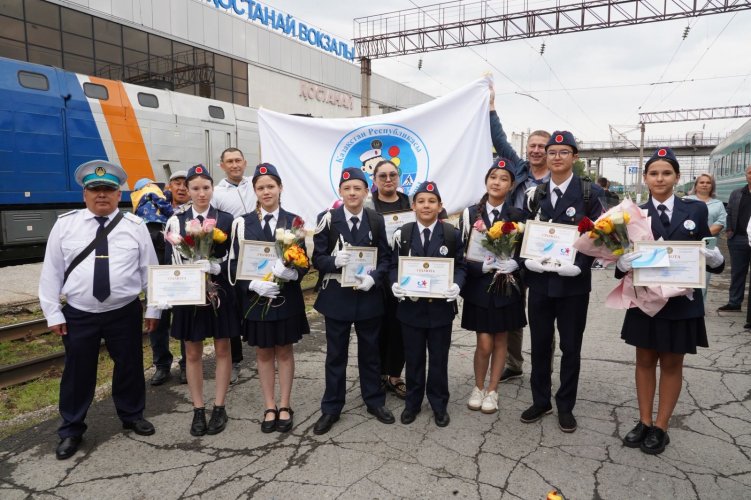 На перроне — наши чемпионы