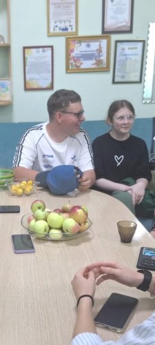 Смех, заметки и друзья