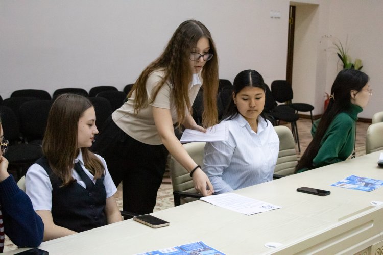 Большая встреча маленьких президентов